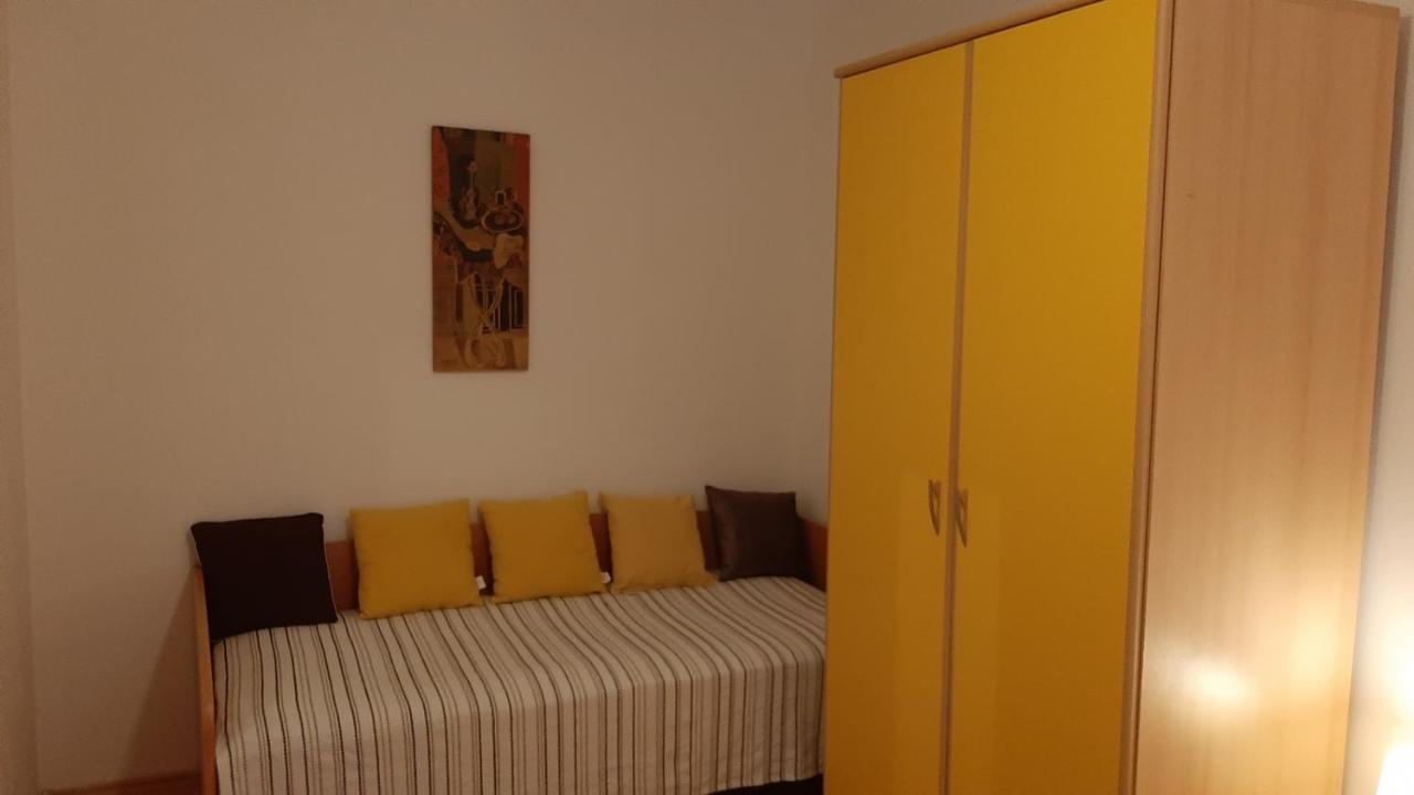 Villa Baska Esterno foto