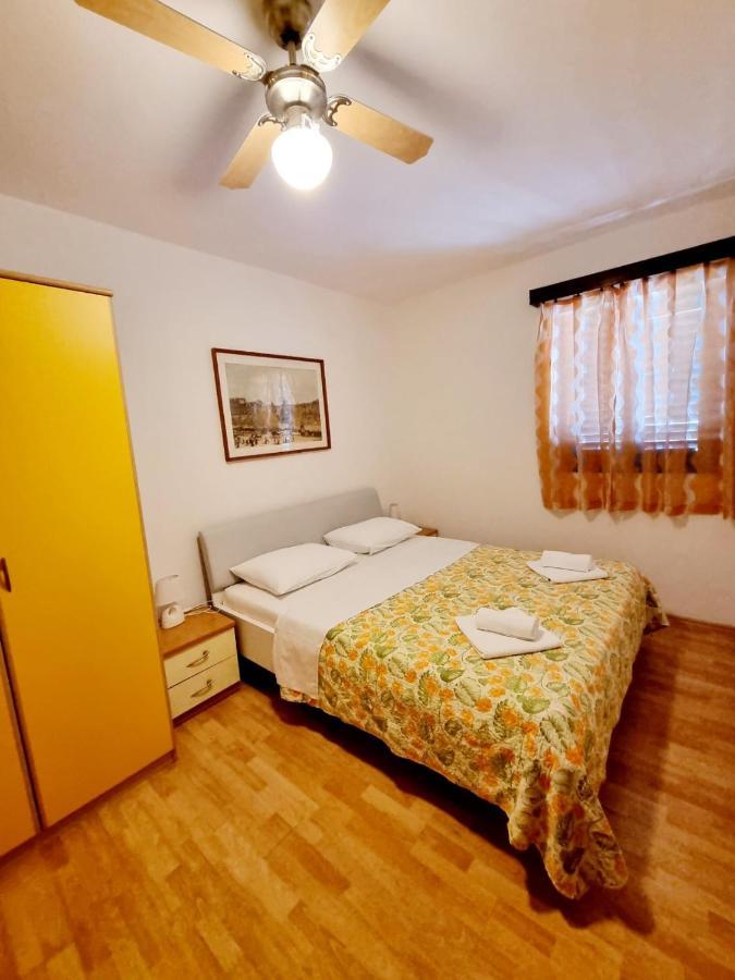 Villa Baska Esterno foto
