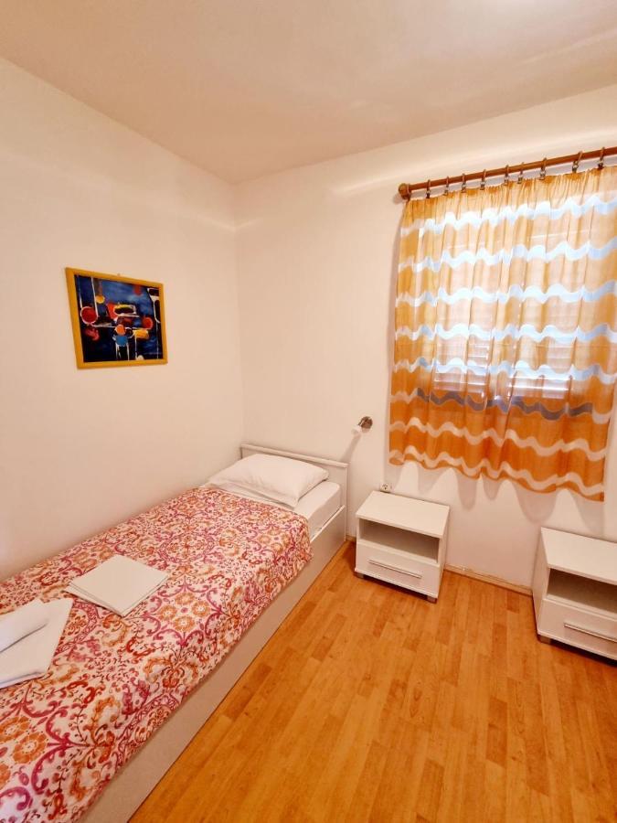 Villa Baska Esterno foto